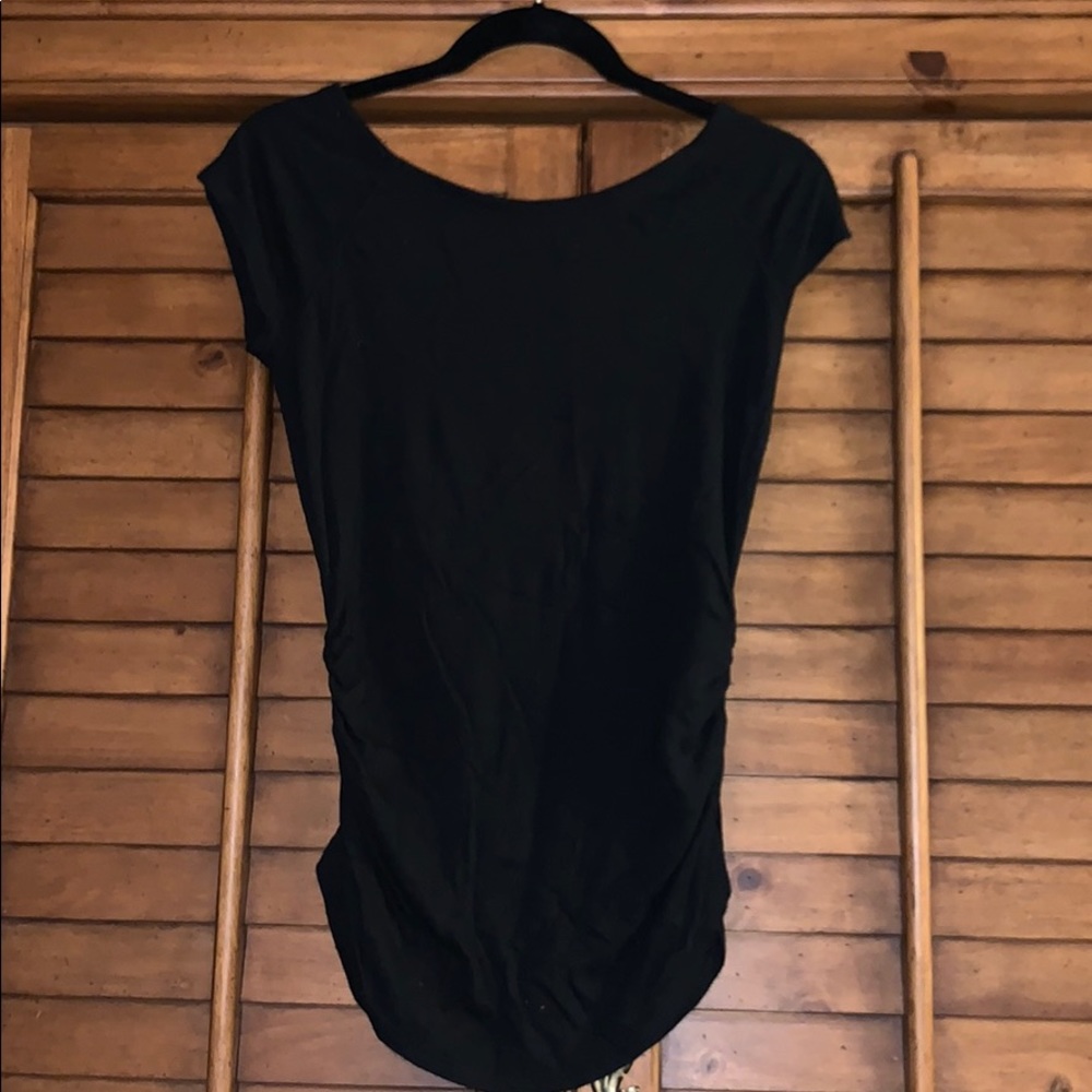 Express Black Suckered Sides T-shirt Medium